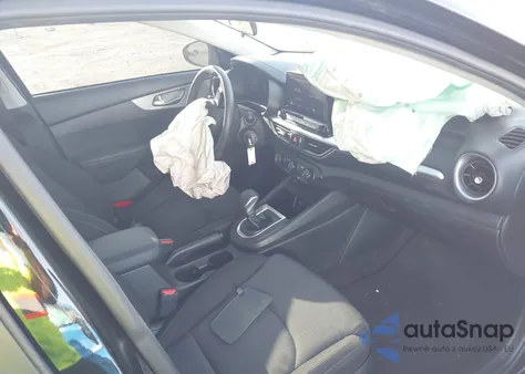 2023 Kia Forte Lxs из США, поврежденный, VIN 3KPF24AD7PE663483